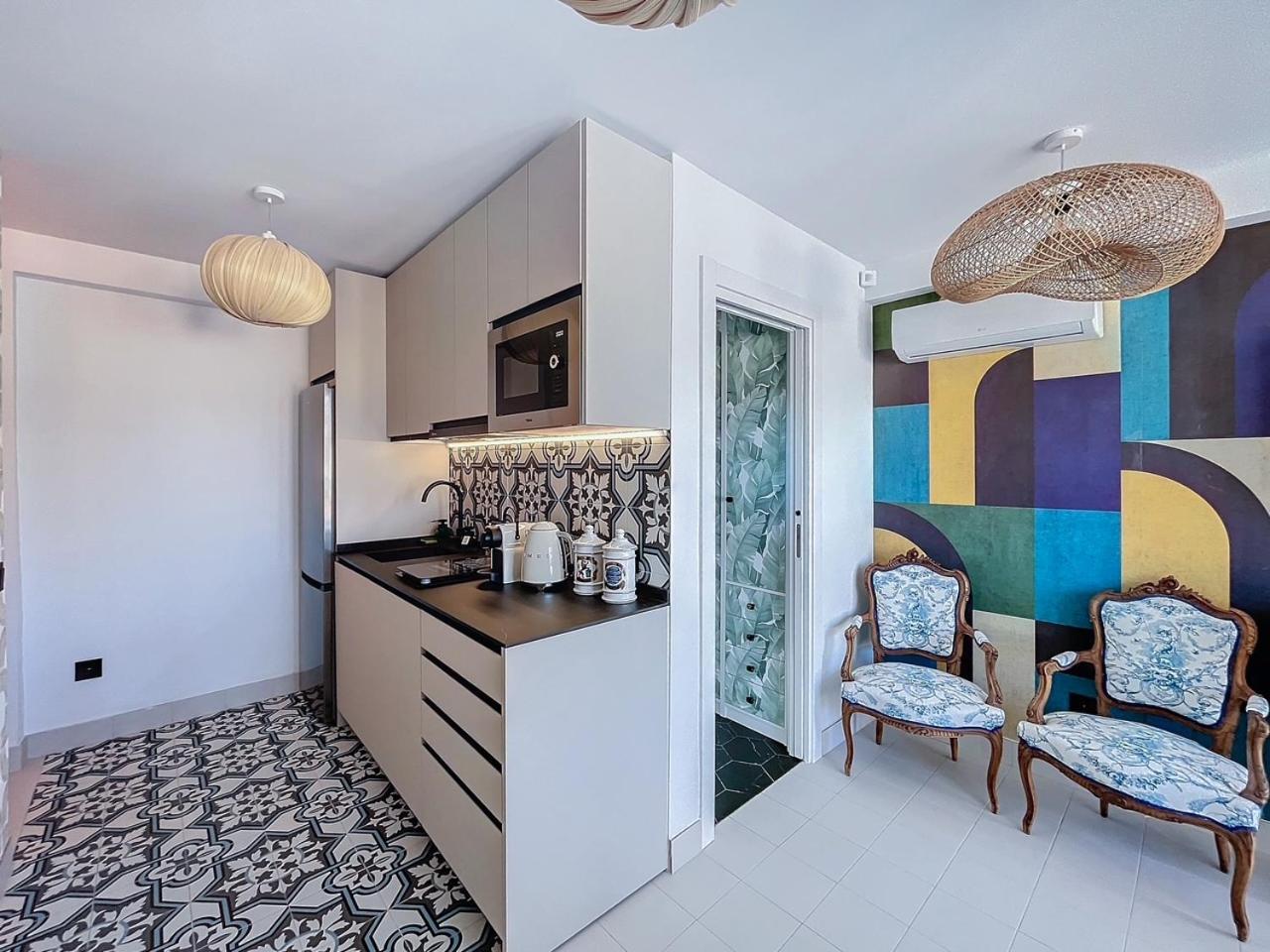 Regency Luxe Studio توريمولينوس المظهر الخارجي الصورة