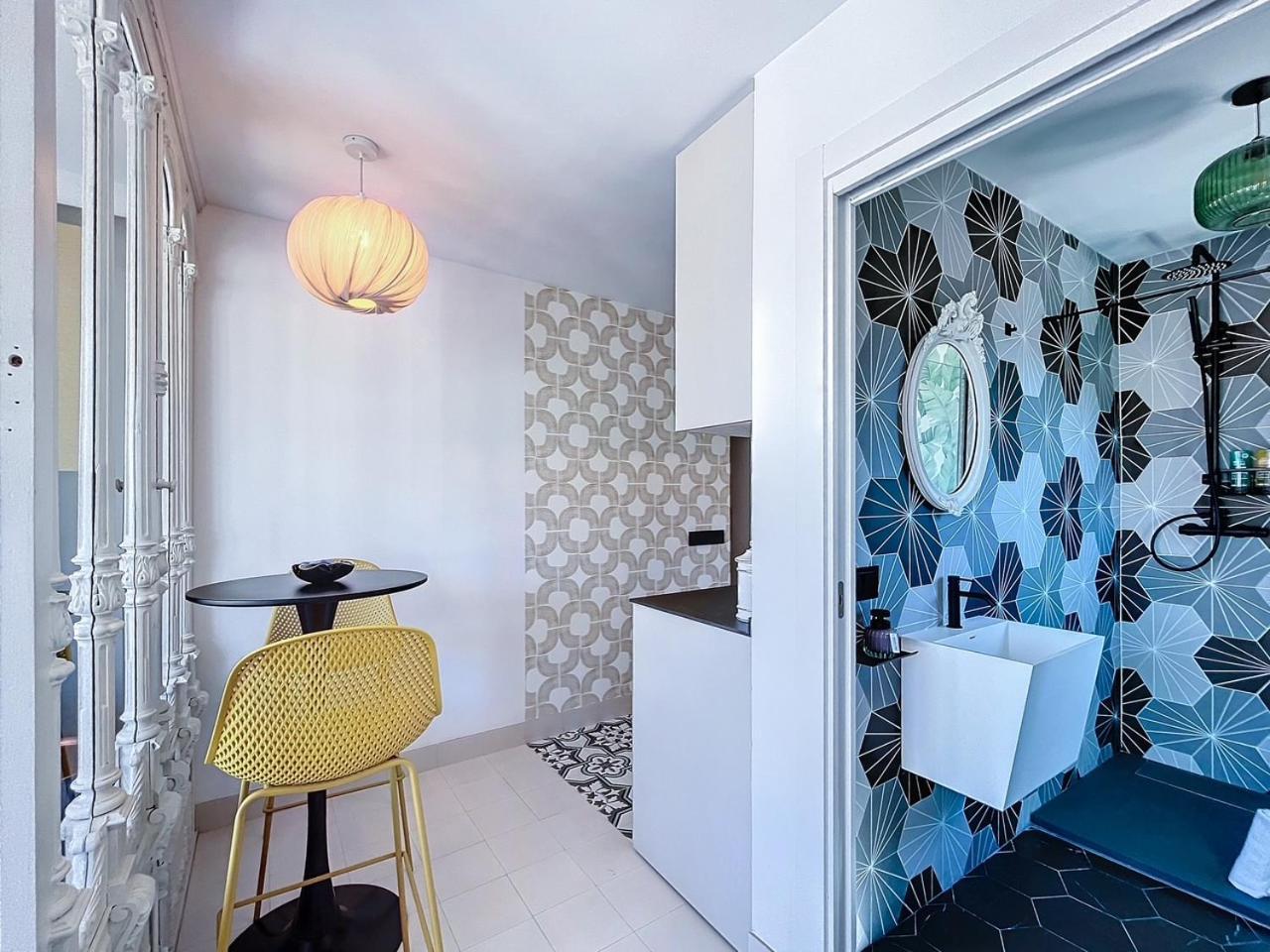 Regency Luxe Studio توريمولينوس المظهر الخارجي الصورة