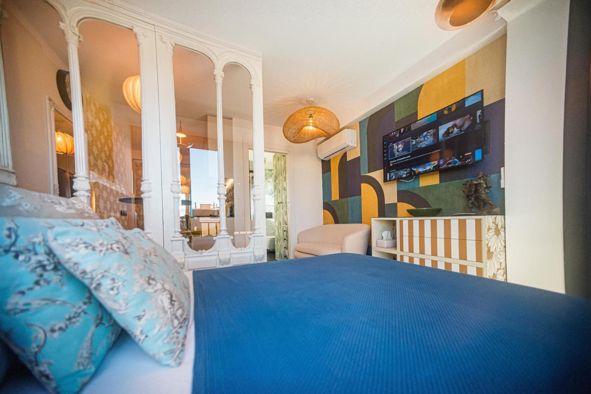 Regency Luxe Studio توريمولينوس المظهر الخارجي الصورة