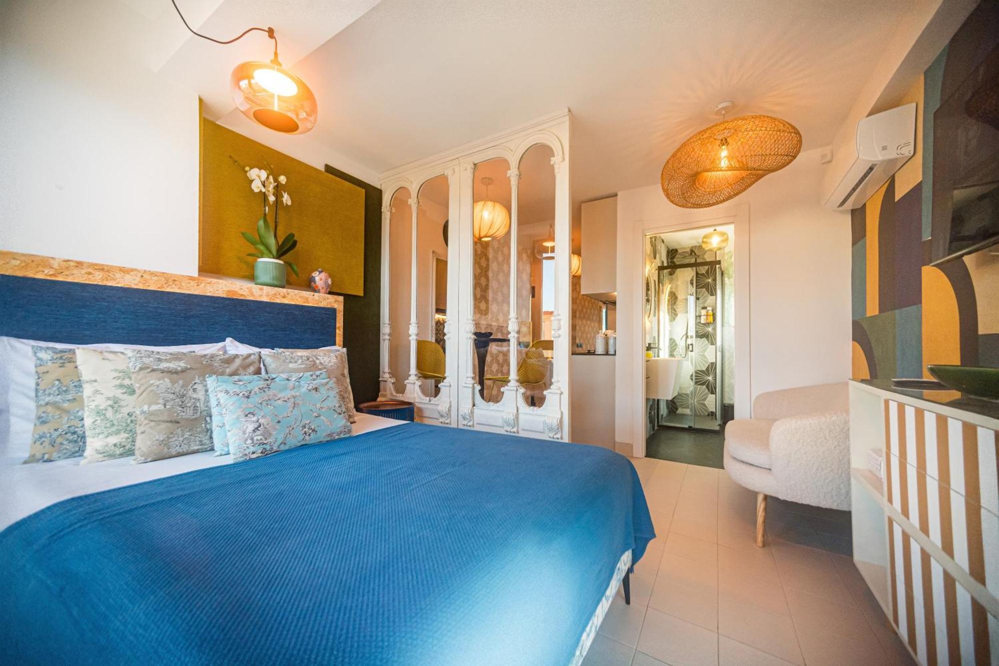 Regency Luxe Studio توريمولينوس المظهر الخارجي الصورة
