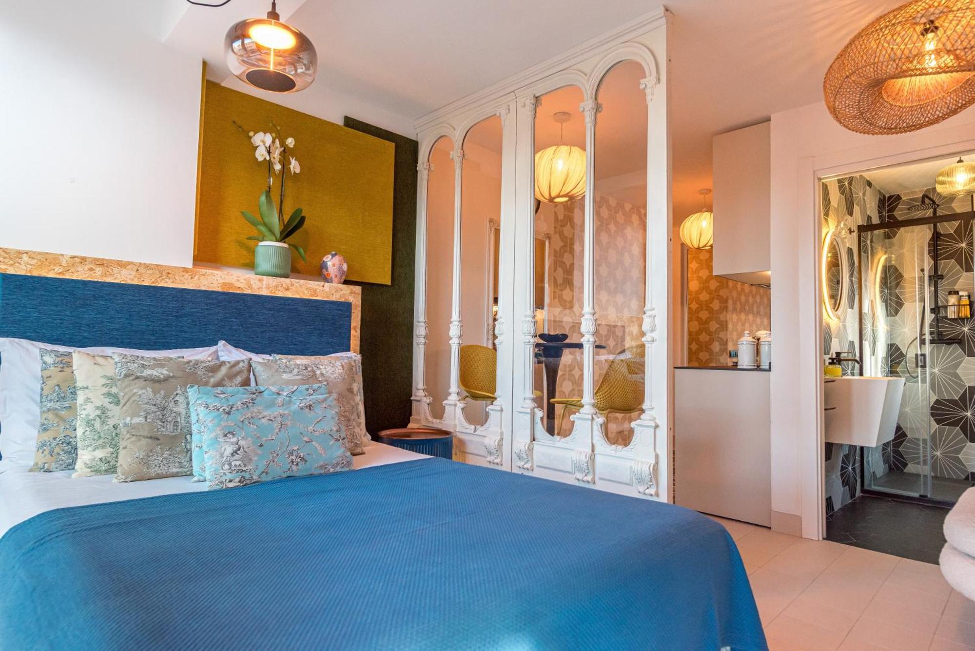Regency Luxe Studio توريمولينوس المظهر الخارجي الصورة